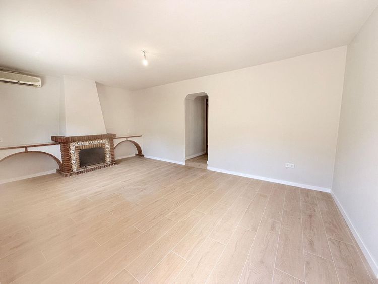 House | Resale in Coín in Coín, Costa del Sol - Photo 2