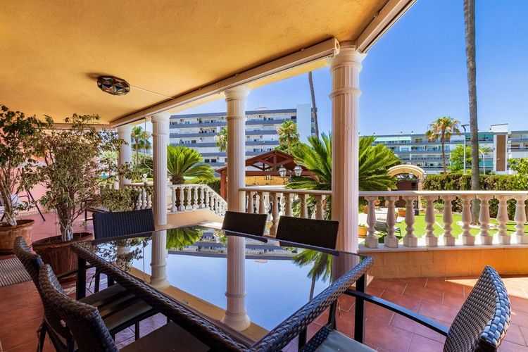 House | Resale in Torremolinos in Torremolinos Others, Torremolinos, Costa del Sol - Photo 3