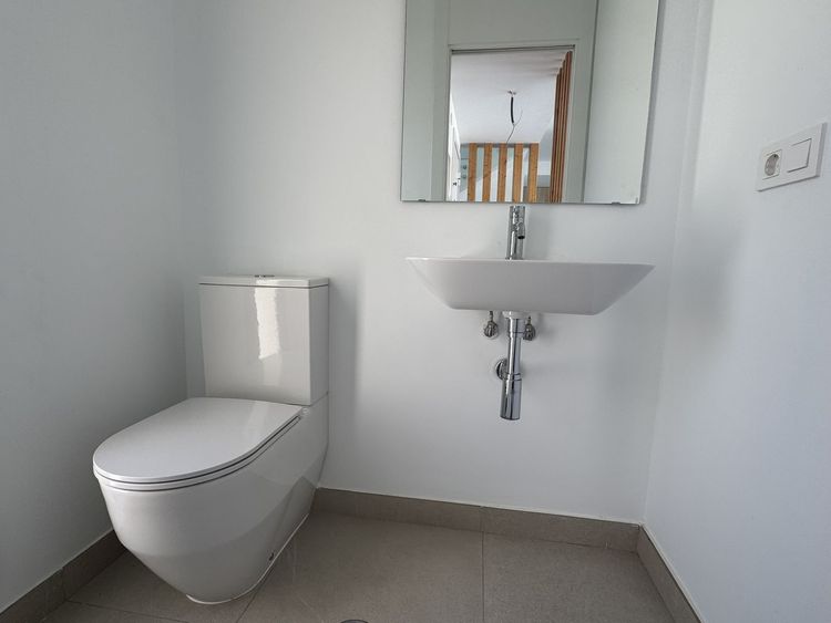 House | Resale in Atalaya in Atalaya, Costa del Sol - Photo 5