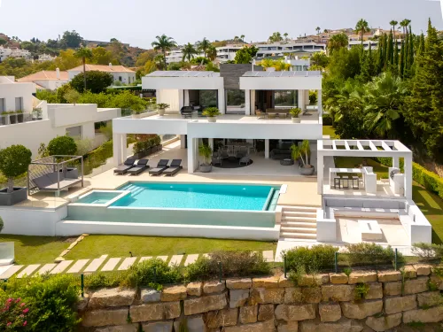 Leo 21B — Los Naranjos, Costa del Sol