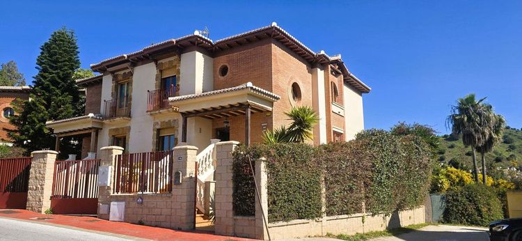 House | Resale in Calahonda - Development photo 1