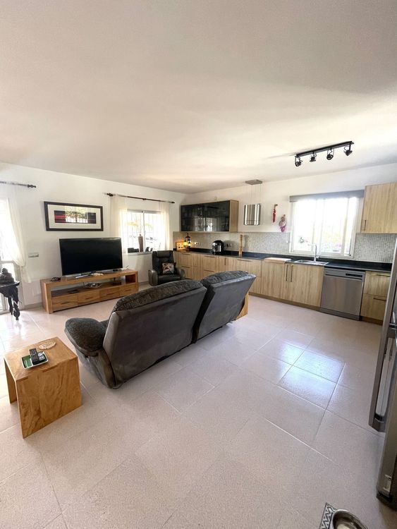 House | Resale in Manilva in Manilva Others, Costa del Sol - Photo 3
