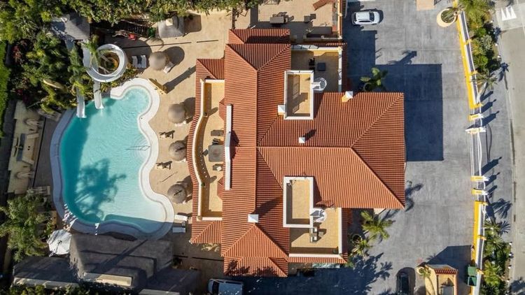 House | Resale in Sotogrande Alto in Sotogrande Alto, Costa del Sol - Photo 4