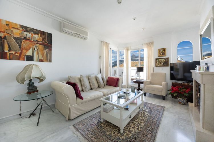 Apartment | Resale in Nueva Andalucía - Development photo 1
