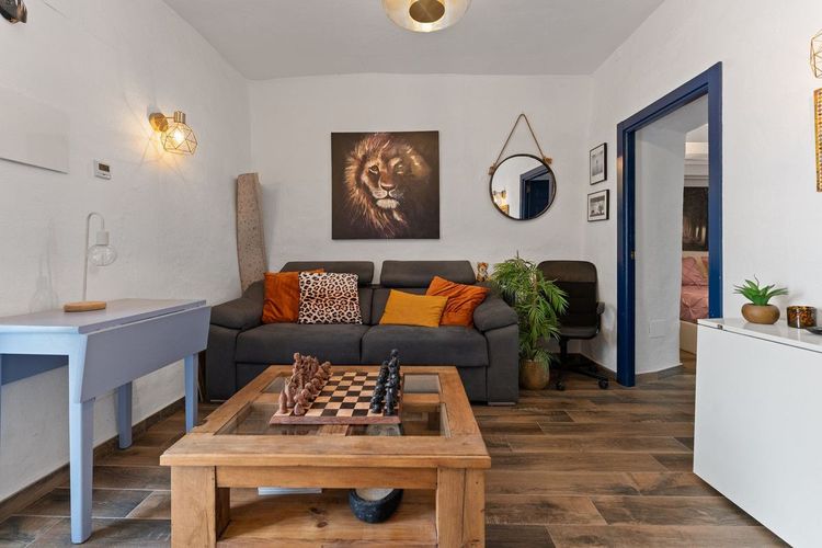 House | Resale in Mijas in Mijas Others, Costa del Sol - Photo 3