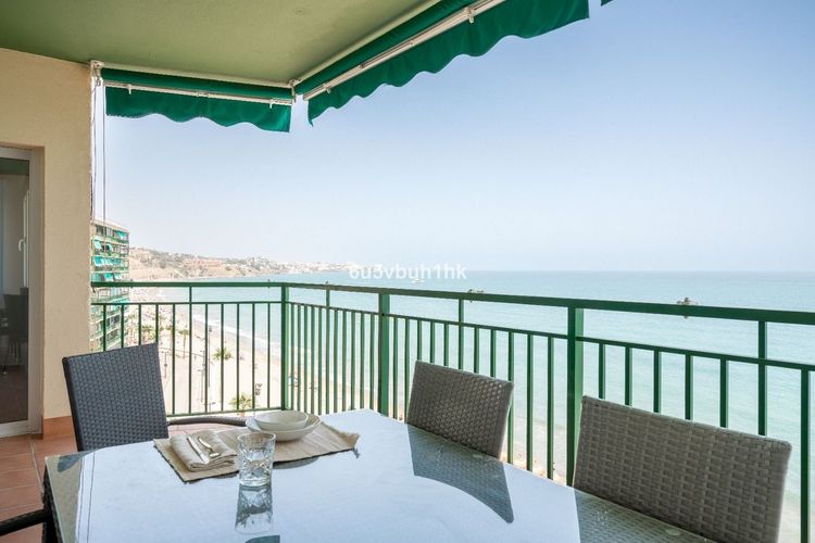 Apartment | Resale in Fuengirola in Fuengirola Others, Costa del Sol - Photo 2
