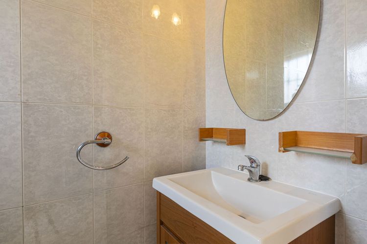 House | Resale in Marbella in Marbella Others, Costa del Sol - Photo 5