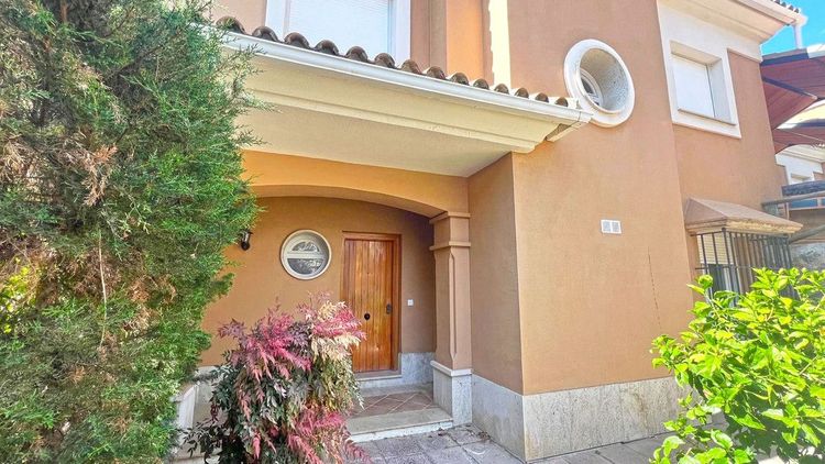 House | Resale in Marbella in Marbella Others, Costa del Sol - Photo 3