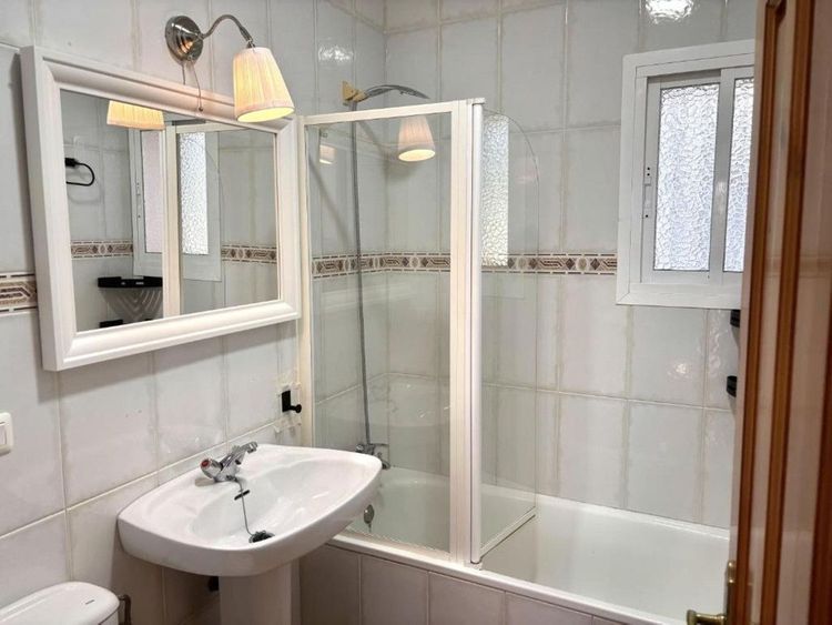 House | Resale in Nerja in Nerja, Costa del Sol - Photo 3