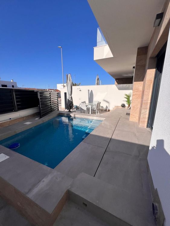 House | Resale in Los Montesinos in Los Montesinos, Costa Blanca - Photo 5