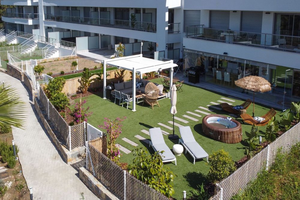 Apartment | Resale in El Chaparral in El Chaparral, Costa del Sol - Main property photo