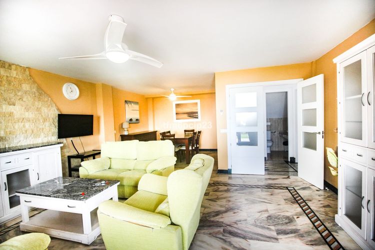 House | Resale in La Duquesa in La Duquesa, Costa del Sol - Photo 3