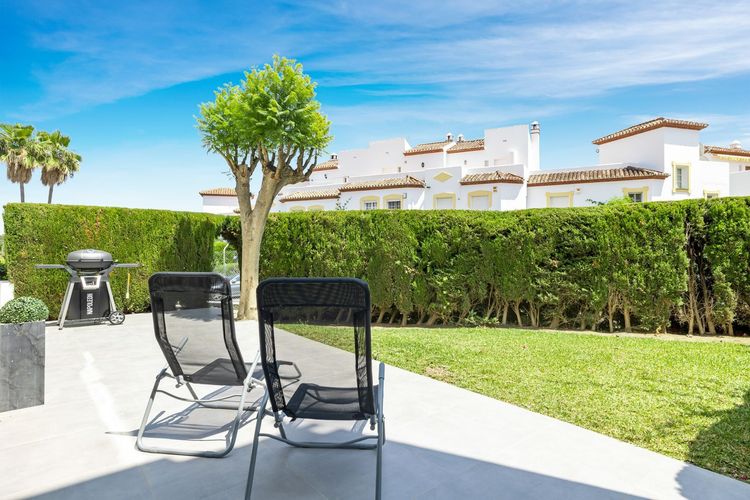 Apartment | Resale in Cancelada in Cancelada, Costa del Sol - Photo 2