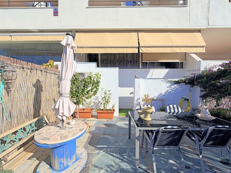 Apartment | Resale in Casares Playa in Casares Playa, Costa del Sol - Photo 3