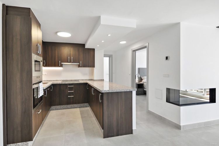 Penthouse | Resale in Marbella in Marbella Others, Costa del Sol - Photo 4