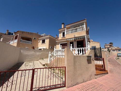 House | Resale in Villamartin — Villamartin, Costa Blanca