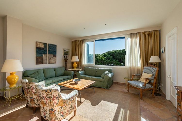 Apartment | Resale in Marbella in Marbella Others, Costa del Sol - Photo 3