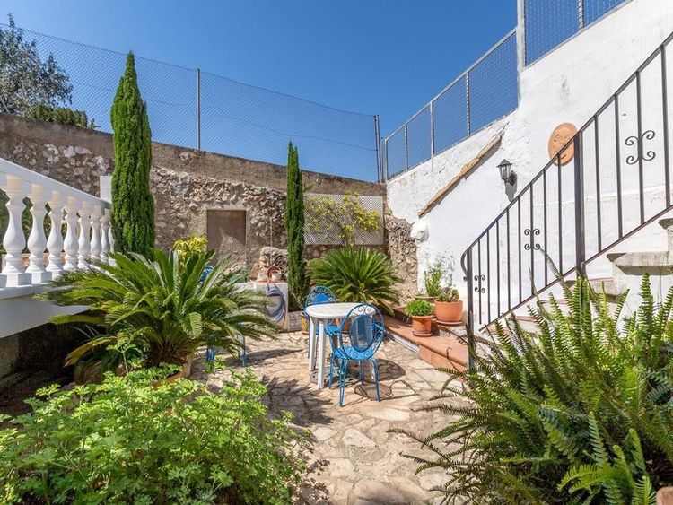 House | Resale in Rafol de Almunia in Costa Blanca - Photo 4