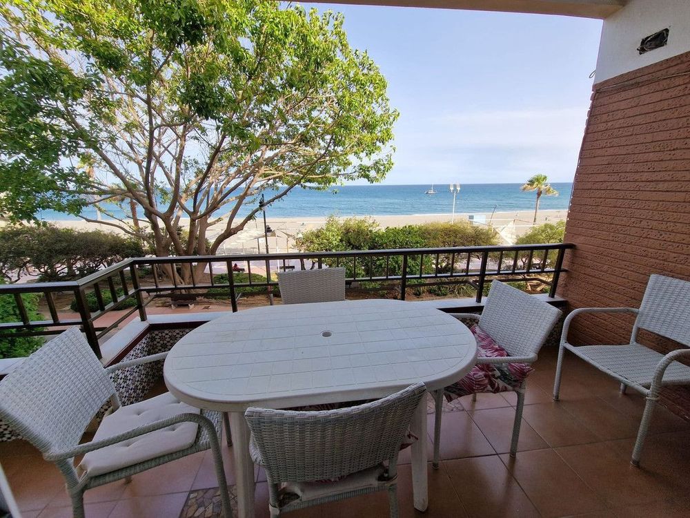 Apartment | Resale in Estepona in Estepona, Costa del Sol - Main property photo