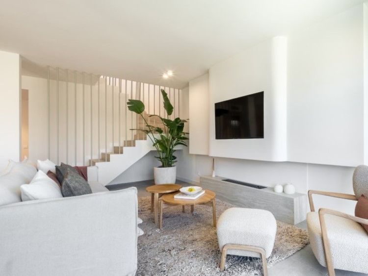 Apartment | Resale in La Quinta in La Quinta, Costa del Sol - Photo 2
