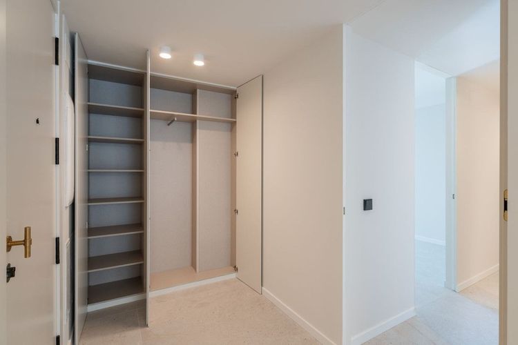 Apartment | Resale in Marbella in Marbella Others, Costa del Sol - Photo 5