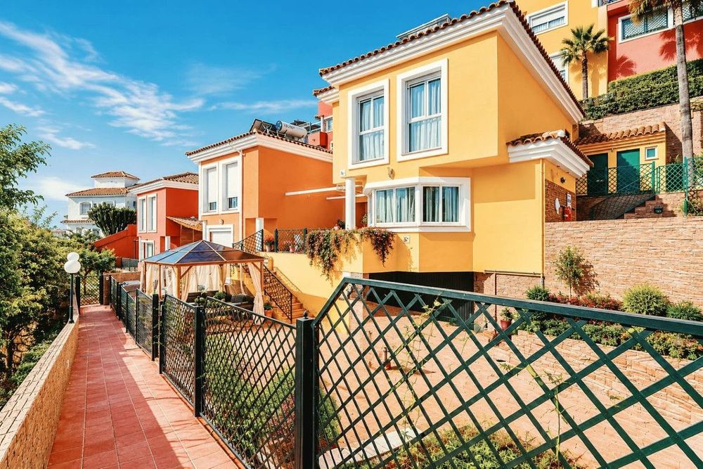 House | Resale in Torremar in Torremar, Costa del Sol - Main property photo