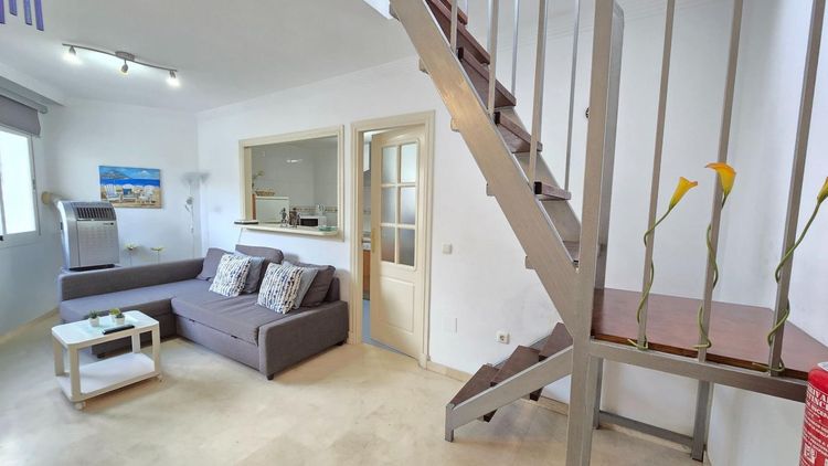 Apartment | Resale in Estepona in Estepona, Costa del Sol - Photo 2