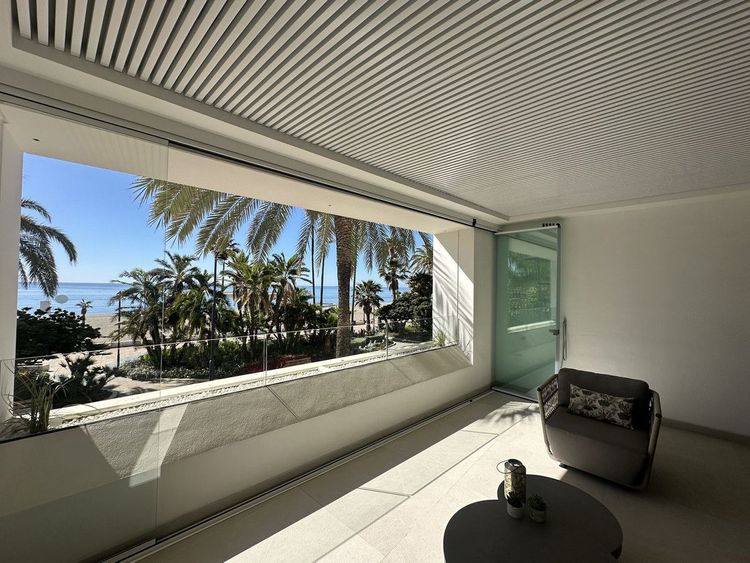 Apartment | Resale in Estepona in Estepona, Costa del Sol - Photo 2