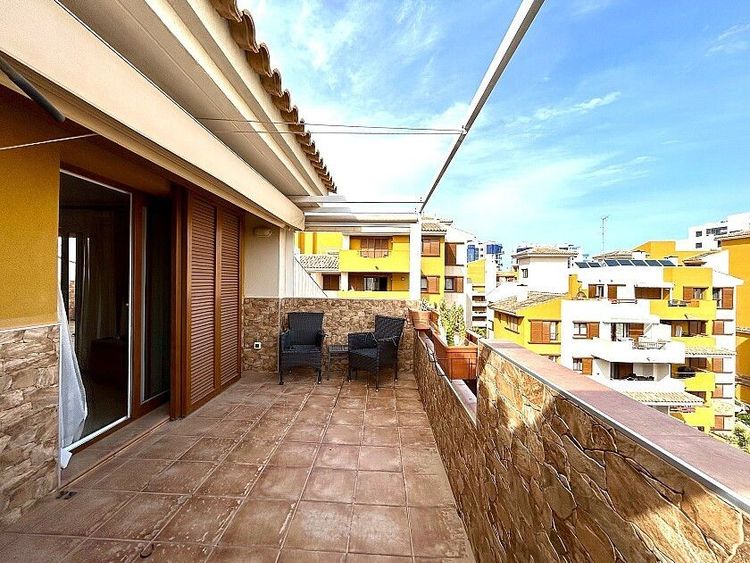 Penthouse | Resale in Punta Prima in Punta Prima, Costa Blanca - Photo 2