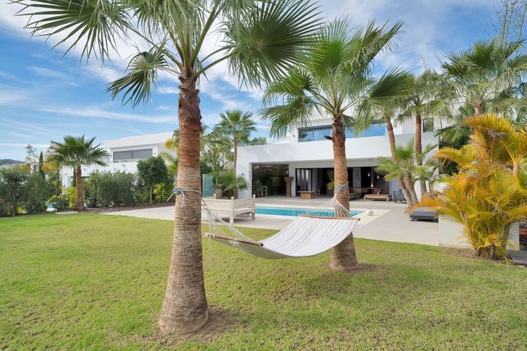 House | Resale in La Cala Golf in La Cala Golf, Costa del Sol - Photo 2
