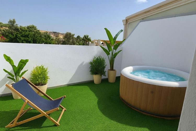 House | Resale in Torremolinos in Torremolinos Others, Costa del Sol - Photo 4