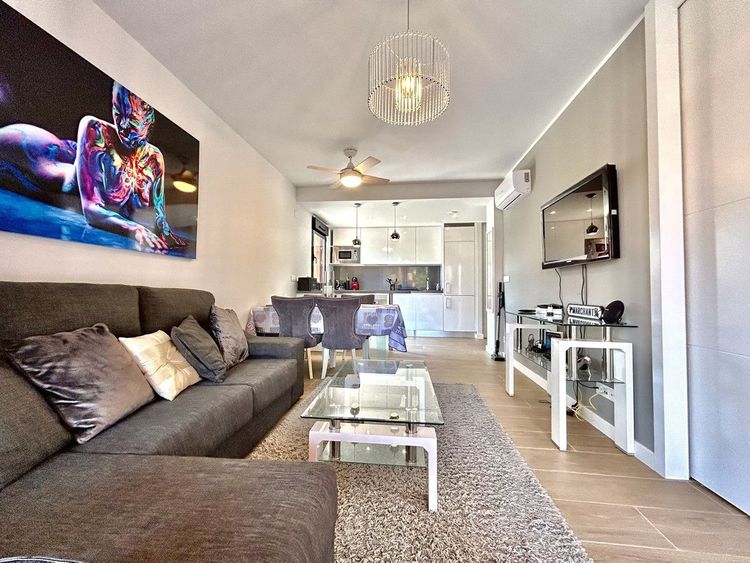 Apartment | Resale in Villamartin in Villamartin, Costa Blanca - Photo 5