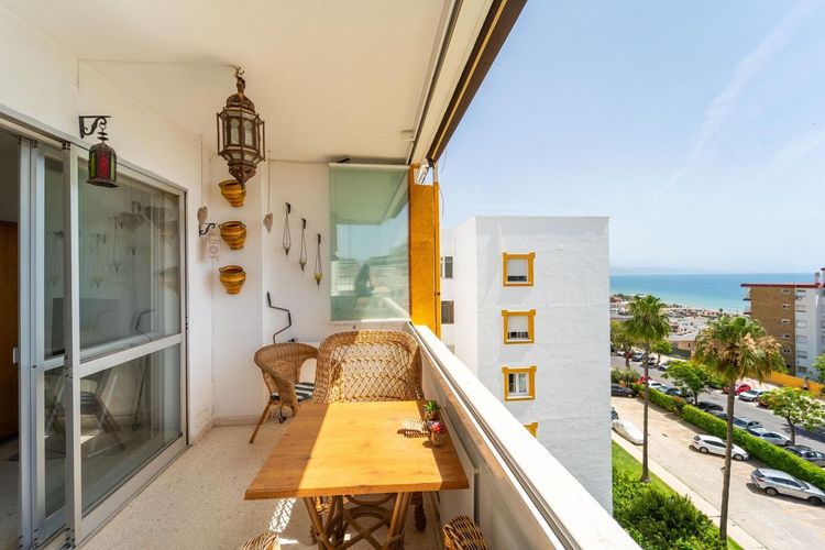 Apartment | Resale in Torremolinos in Torremolinos Others, Costa del Sol - Photo 5