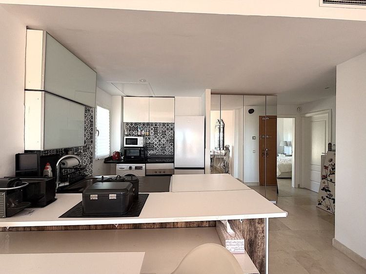 Apartment | Resale in Bel Air in Bel Air, Costa del Sol - Photo 5