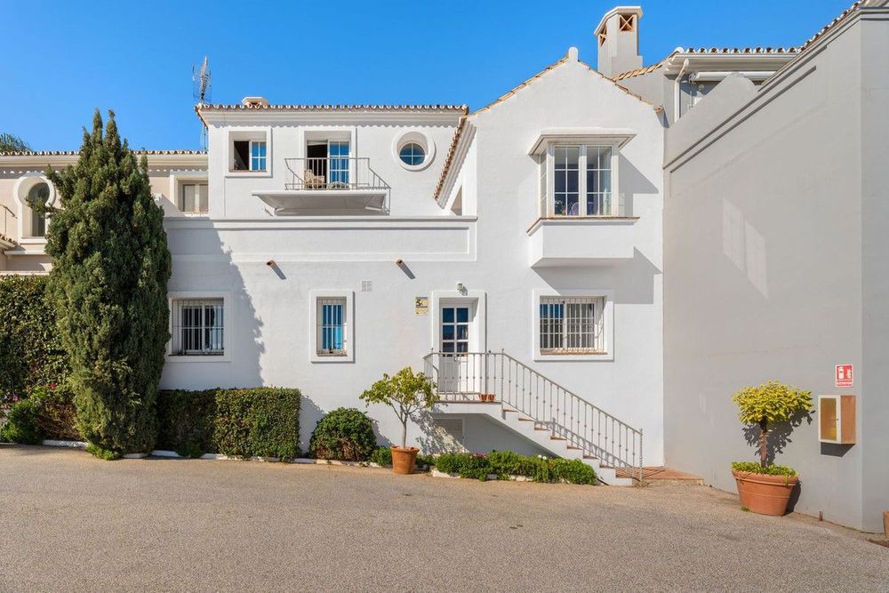 House | Resale in The Golden Mile in The Golden Mile, Costa del Sol - Main property photo