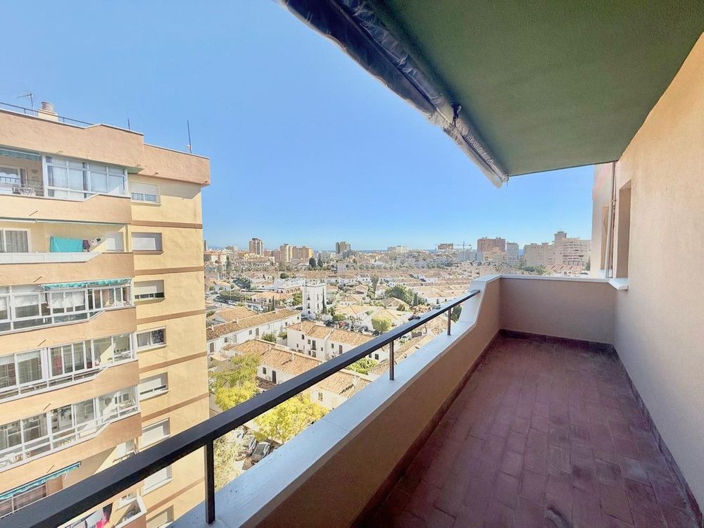 Apartment | Resale in Fuengirola in Fuengirola Others, Costa del Sol - Main property photo