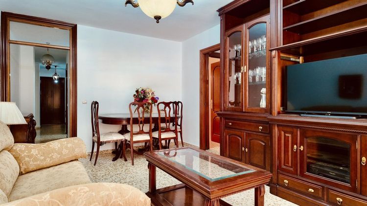 Apartment | Resale in Málaga in Málaga, Costa del Sol - Photo 5