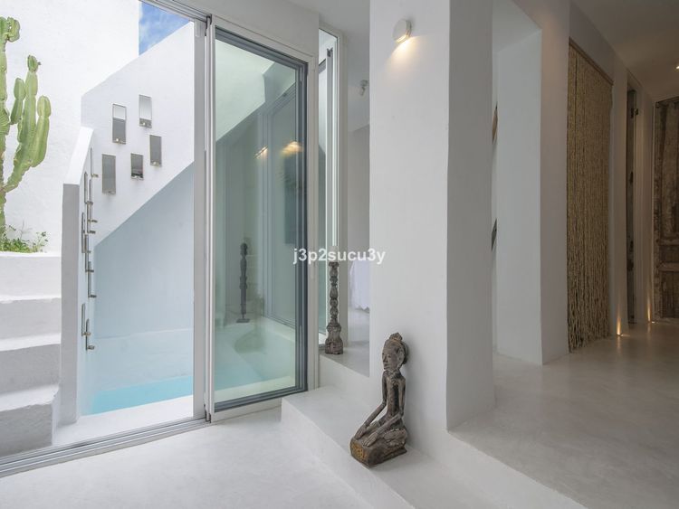 Apartment | Resale in Marbella - Development photo 1