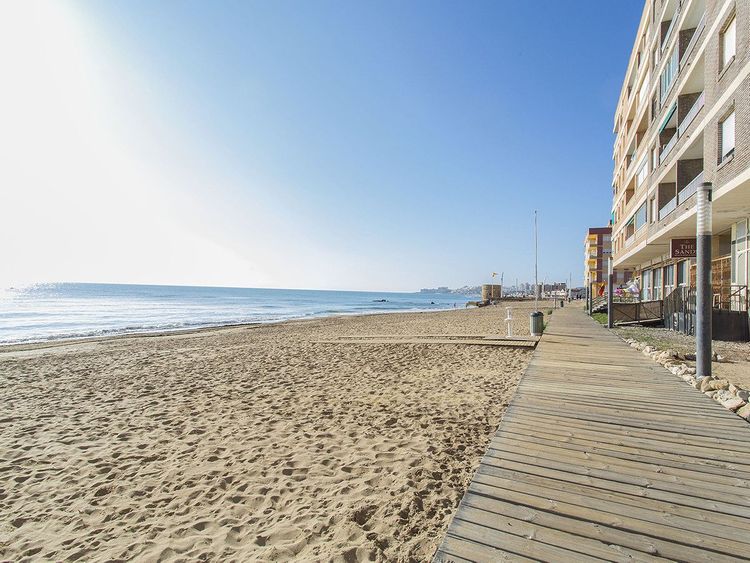 Apartment | Resale in La Mata in La Mata, Costa Blanca - Photo 5