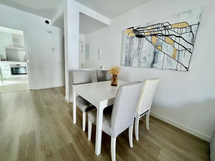 Apartment | Resale in La Campana in La Campana, Costa del Sol - Photo 4