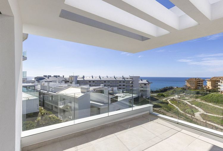 Penthouse | Resale in Higueron in Higueron, Costa del Sol - Photo 5