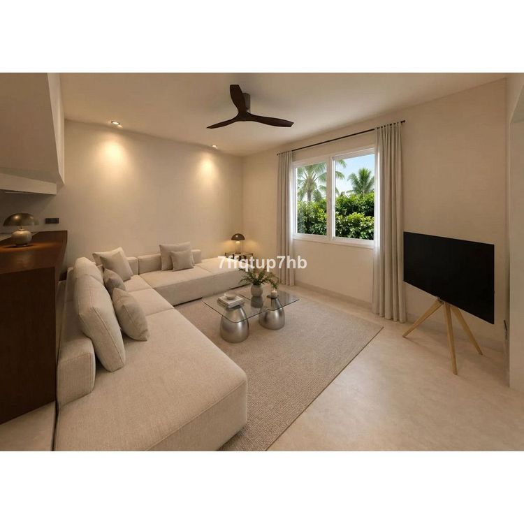 House | Resale in Manilva in Manilva Others, Costa del Sol - Photo 3