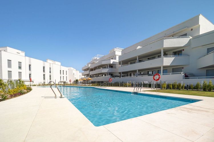 Penthouse in New Golden Mile in New Golden Mile, Estepona East Others, Costa del Sol - Photo 3