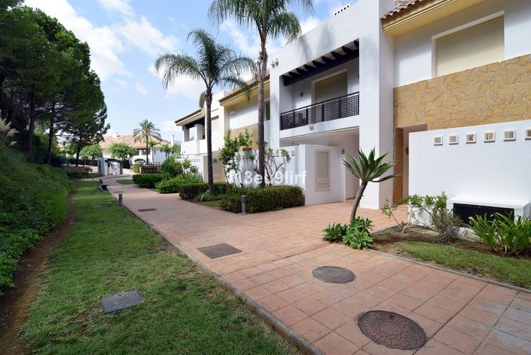 House | Resale in La Cala Golf in La Cala Golf, Costa del Sol - Photo 5