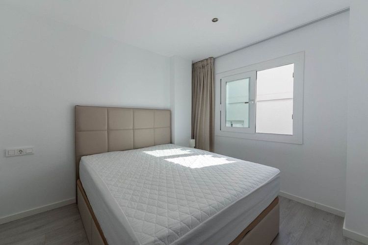 Penthouse | Resale in Torreblanca in Torreblanca, Costa del Sol - Photo 5