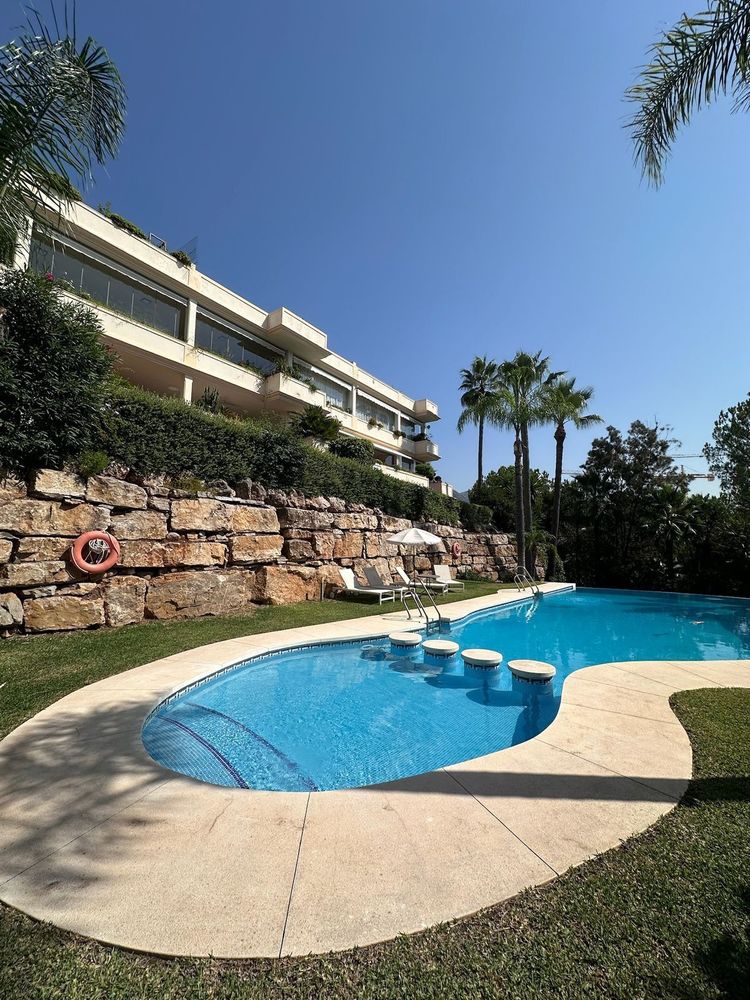 Apartment | Resale in The Golden Mile in The Golden Mile, Costa del Sol - Main property photo