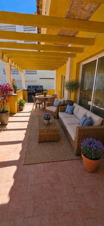 Apartment | Resale in Benalmadena Costa in Benalmadena Costa, Costa del Sol - Photo 4