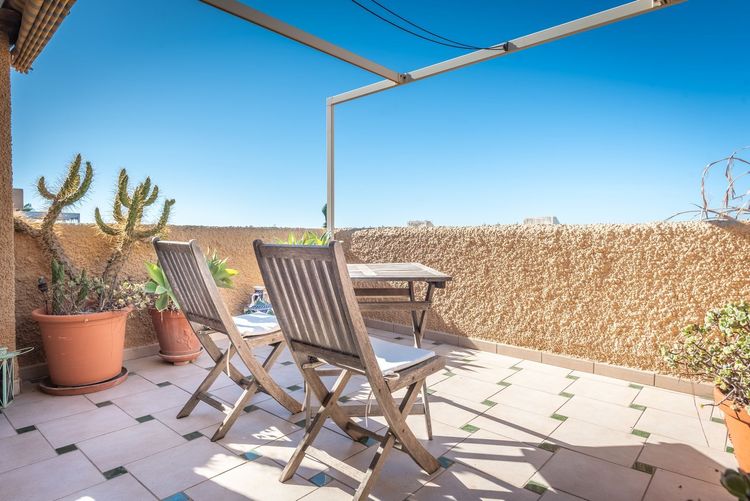 House | Resale in Estepona in Estepona, Costa del Sol - Photo 5