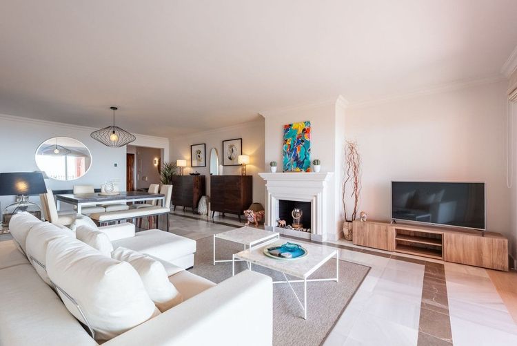 Apartment | Resale in Monte Halcones in Monte Halcones, Costa del Sol - Photo 5