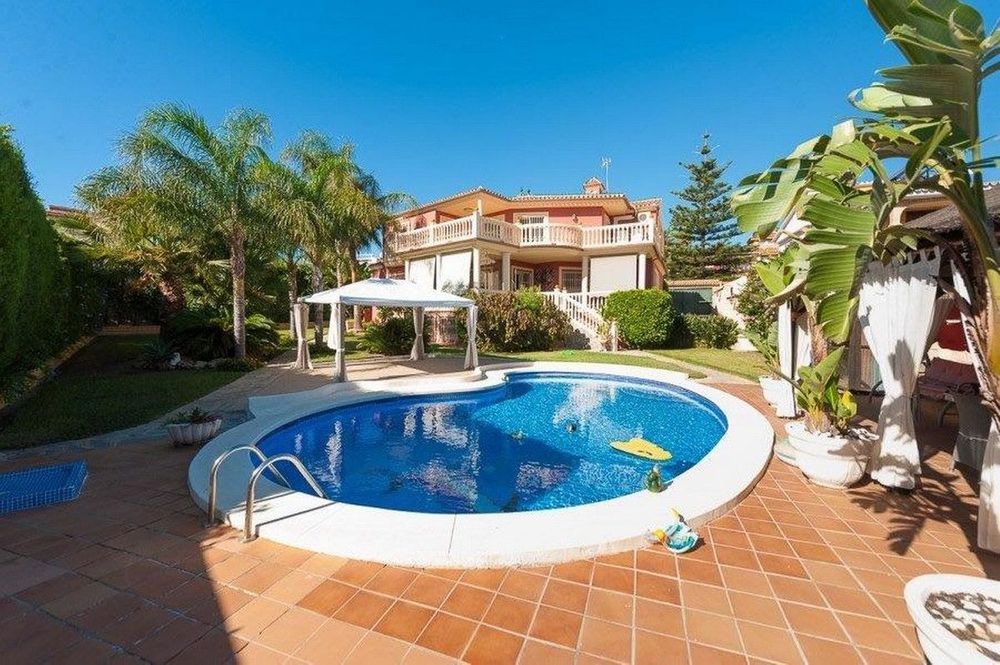 House | Resale in Playamar in Playamar, Costa del Sol - Main property photo
